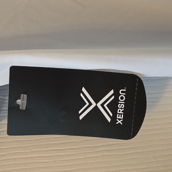 XERSION BOYS HUSKY BLUE AND WHITE SHORT SLEEVE ATHLETIC SHIRT SIZE LARGE 14/16 H - Picture 9 of 12